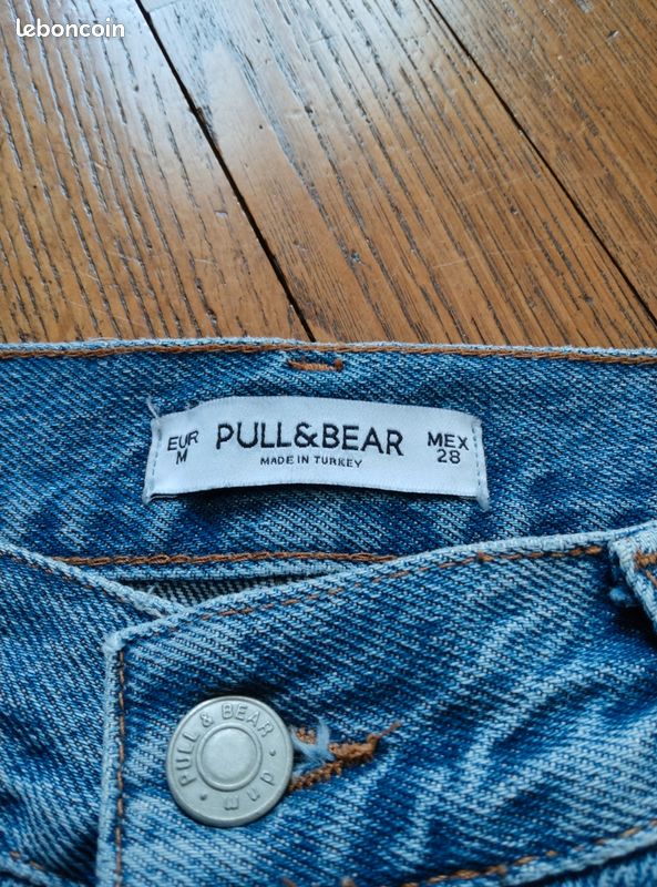 Mini-jupe En Jean Bleu Délavé PULL & BEAR Taille 38 – Occasion Très Bon état