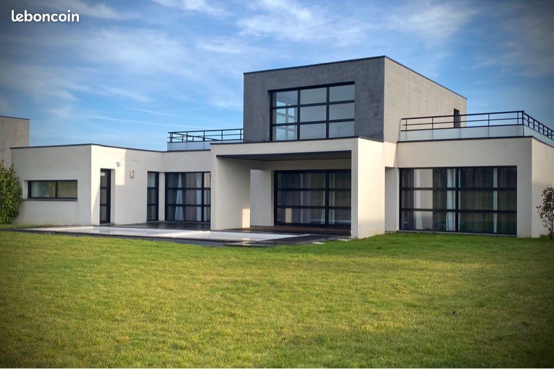 Maison 5 pièces 168 m² · à Mérignies · 168 m² · 4 000 €/mois