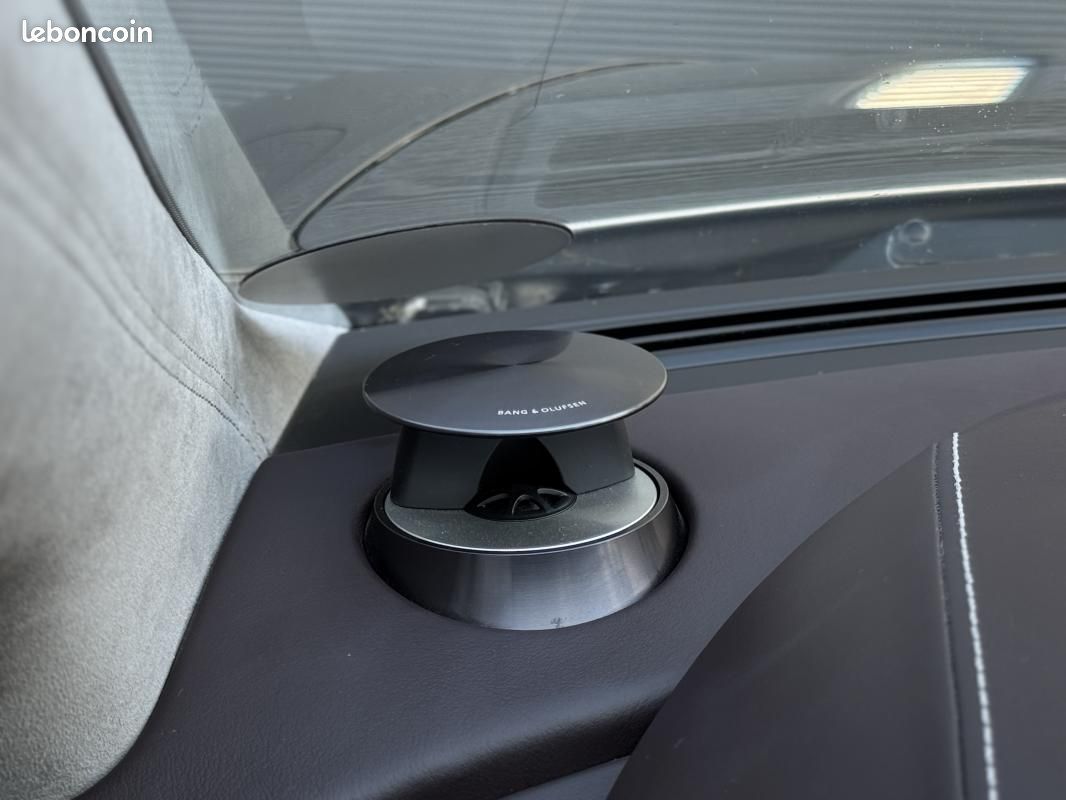 Aston Martin Rapide 6.0 V12 477 CH TOUCHTRONIC / SUIVI ASTON SUPERBE ÉTAT (image 9)