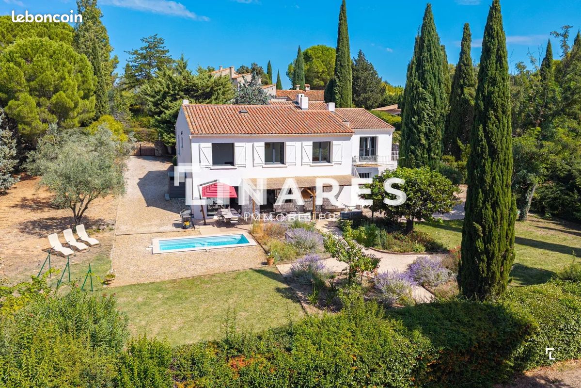 Maison 7 pièces 248 m² · à Aix-en-Provence · 248 m² · 1 390 000 €