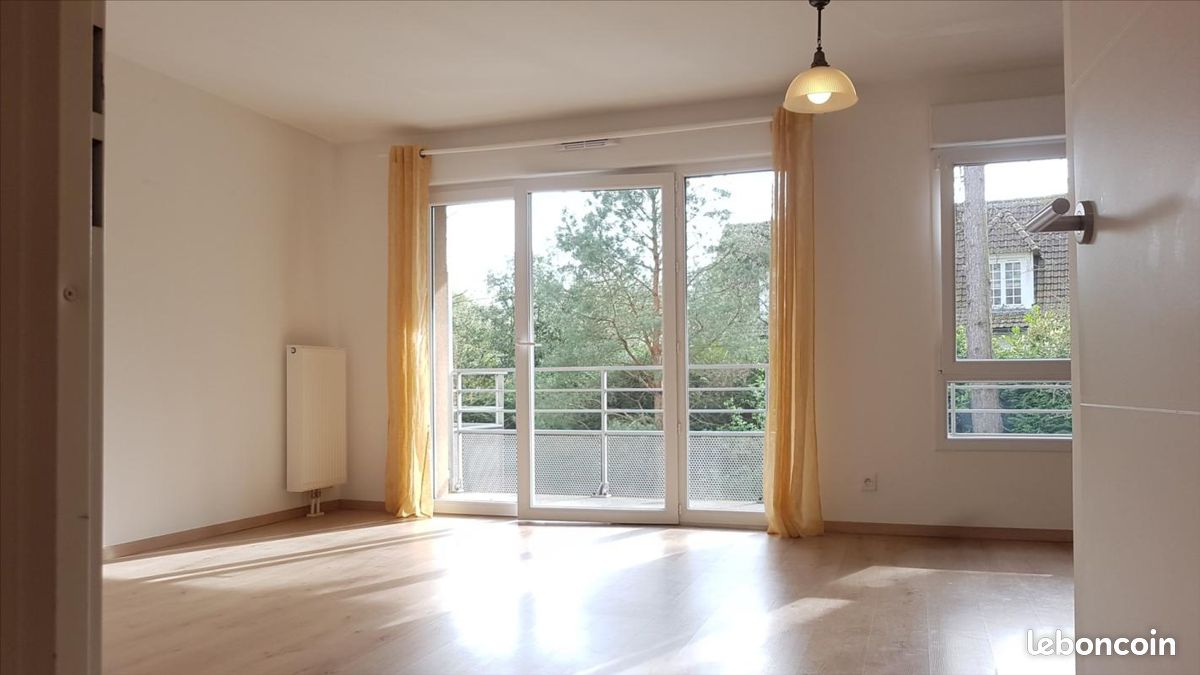 Appartement 3 pièces 59 m² · à Croix · 59 m² · 845 €