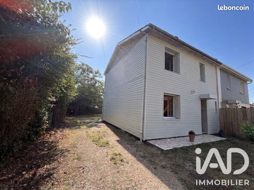 Maison 4 pièces 77 m² · à Les Artigues-de-Lussac · 77 m² · 148 000 €