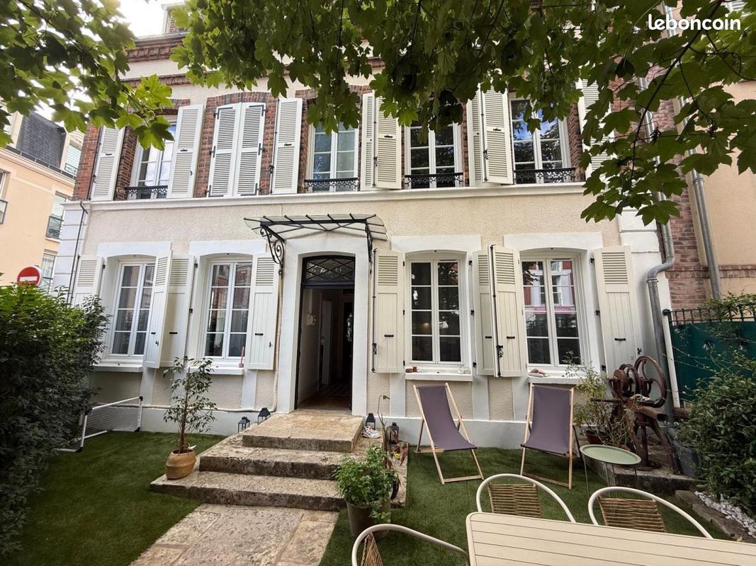Maison 8 pièces 202 m² · à Chartres · 202 m² · 795 000 €