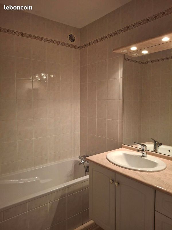 Appartement a louer lons-le-saunier - 4 pièce(s) - 80 m2 - Surfyn