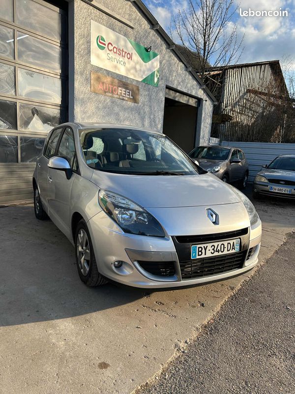 Renault scenic iii 1.6 dci 130 expression (image 3)