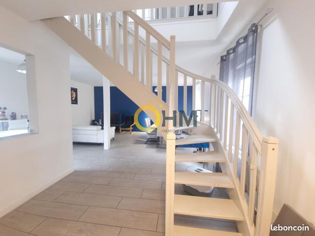 Duplex 5 pièces 93 m²