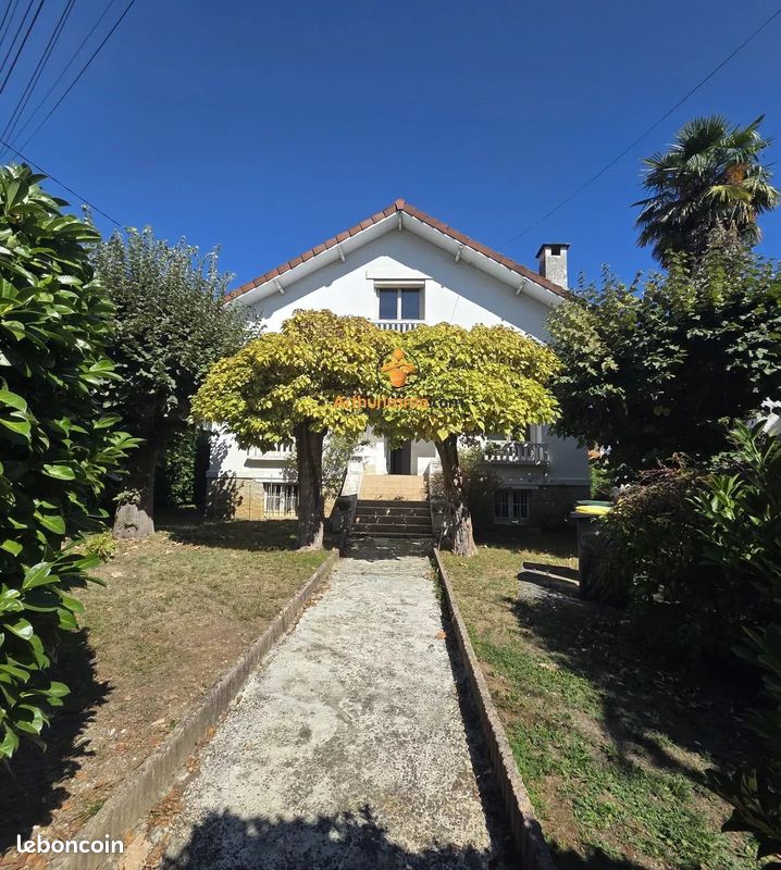 Maison 9 pièces 190 m² · à Lourdes · 190 m² · 230 000 €