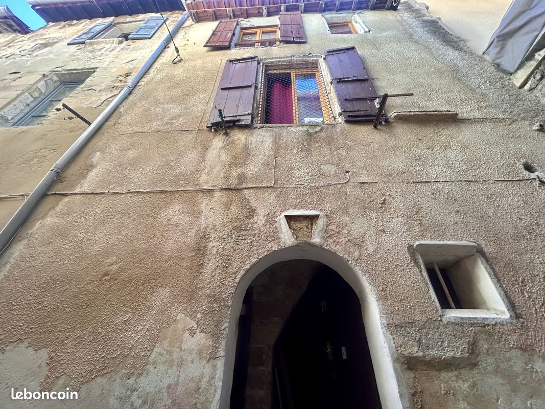 Maison 3 pièces 65 m² · à Sommières · 65 m² · 110 000 €