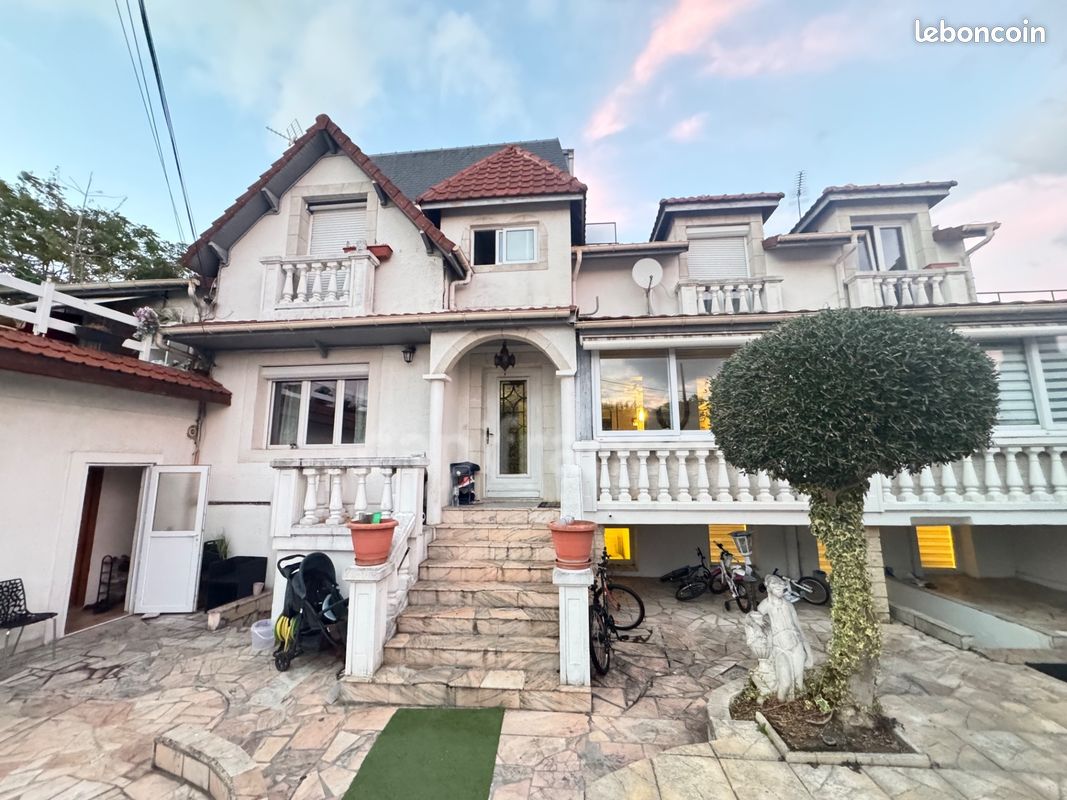 Maison 12 pièces 246 m² · à Drancy · 246 m² · 625 000 €