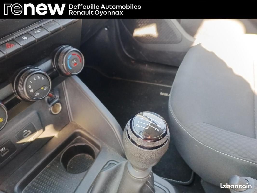 Dacia Duster TCe 130 4x2 Expression (image 15)