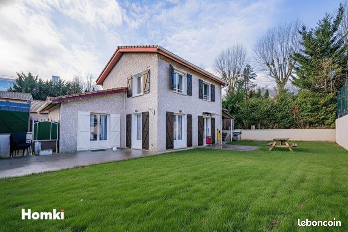 Maison 6 pièces 105 m² · à Meximieux · 105 m² · 329 900 €