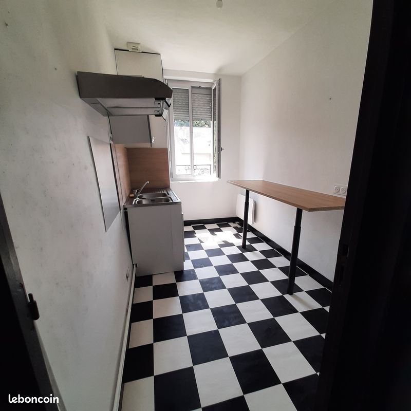 Appartement 3 pièces 46 m² · à Ussel · 46 m² · 445 €/mois