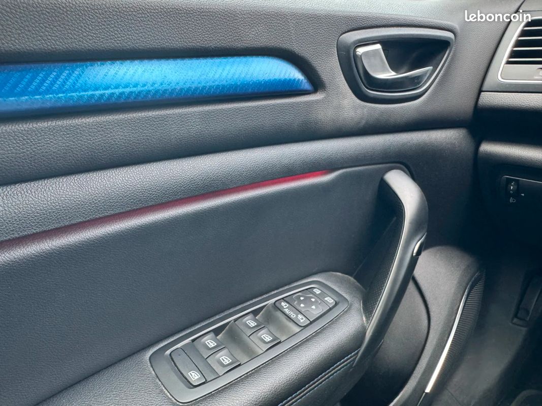 RENAULT MEGANE IV BERLINE TCe 130 Energy GT LINE/ APPLE CARPLAY/ SIEGES SPORT ALCANTARA/TISSU (image 18)