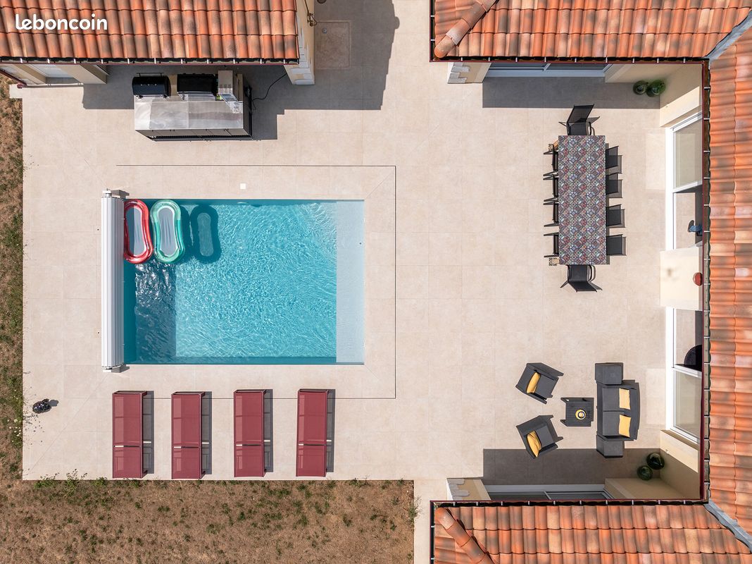 Maison 7 pièces 179 m² · à Montrem · 179 m² · 750 000 €