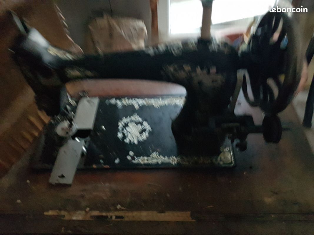 Encienne machine à coudre (image 2)