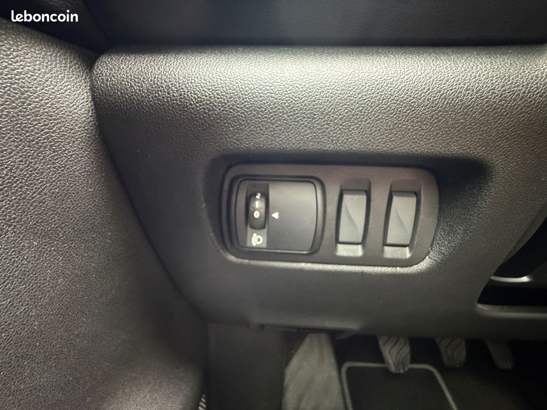RENAULT KADJAR 1.6 DCI 130 INTENS 130Ch Garantie 12 mois (image 23)