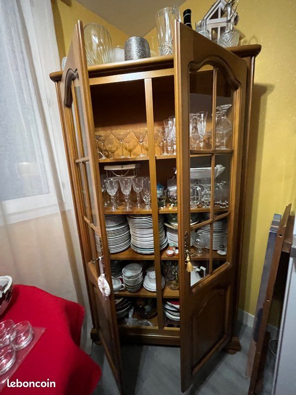Buffet en bois (image 2)