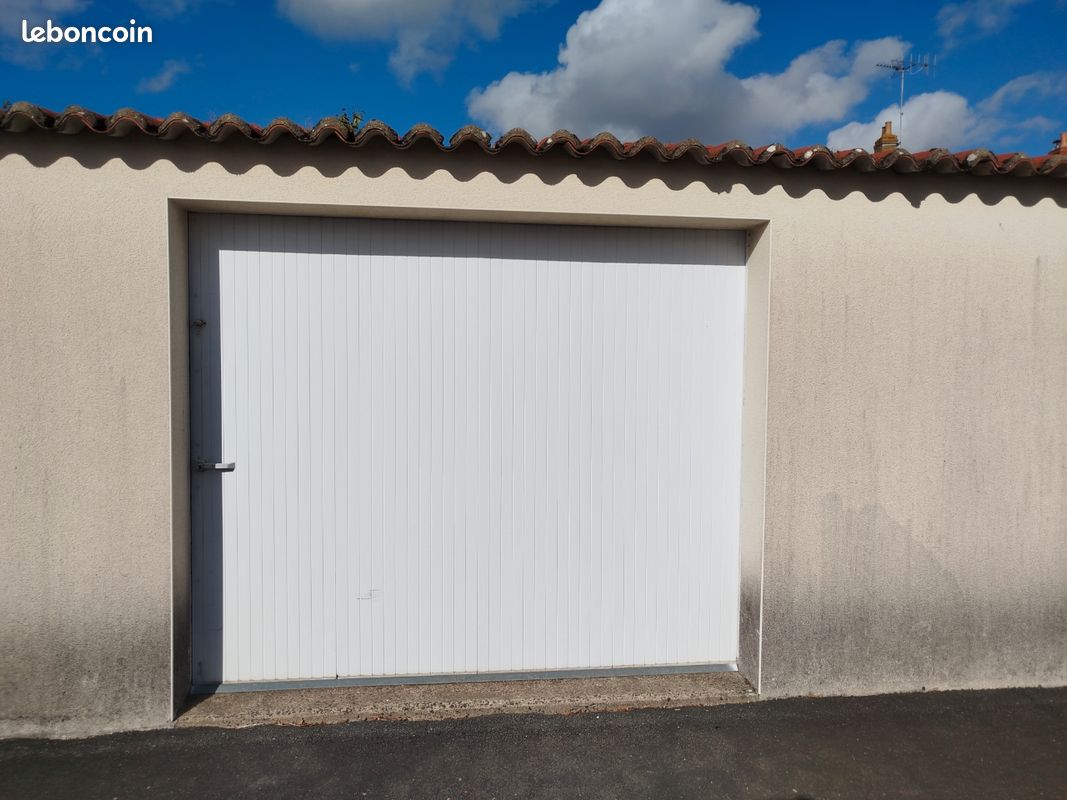 Local commercial 1 pièce 24 m² · à Sèvremoine · 24 m² · 15 000 €
