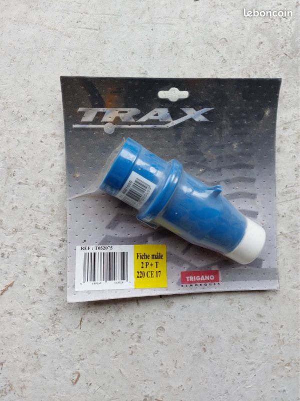 Prise 32 A bleu (image 2)