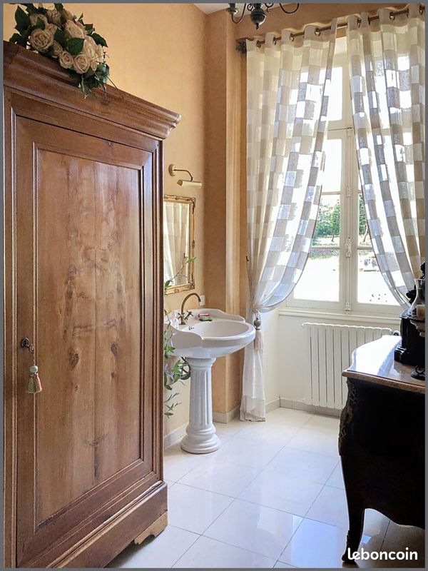 Propriété 18 pièces 620 m² (image 9)