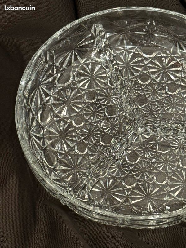 Plat rond en verre ou cristal travaillé 3 compartiments apéro réception (image 9)