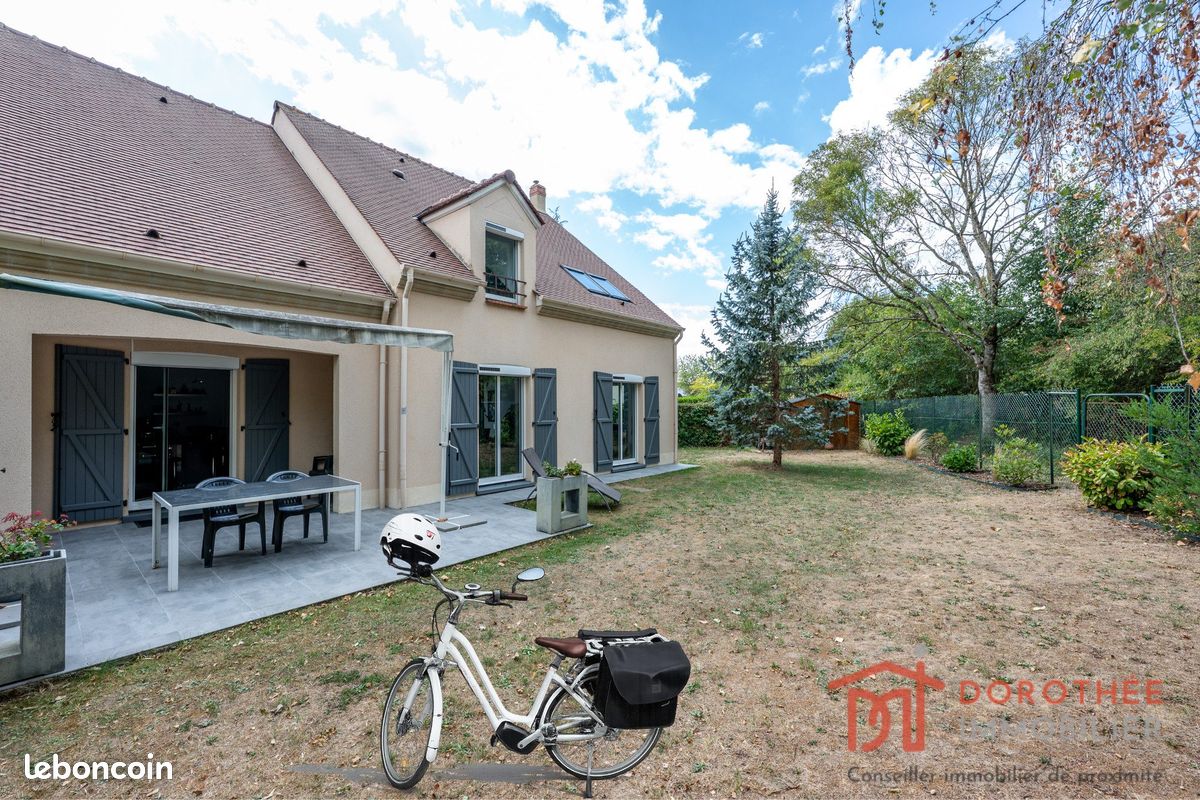 Maison 7 pièces 163 m² · à Marolles-en-Brie · 163 m² · 549 000 €