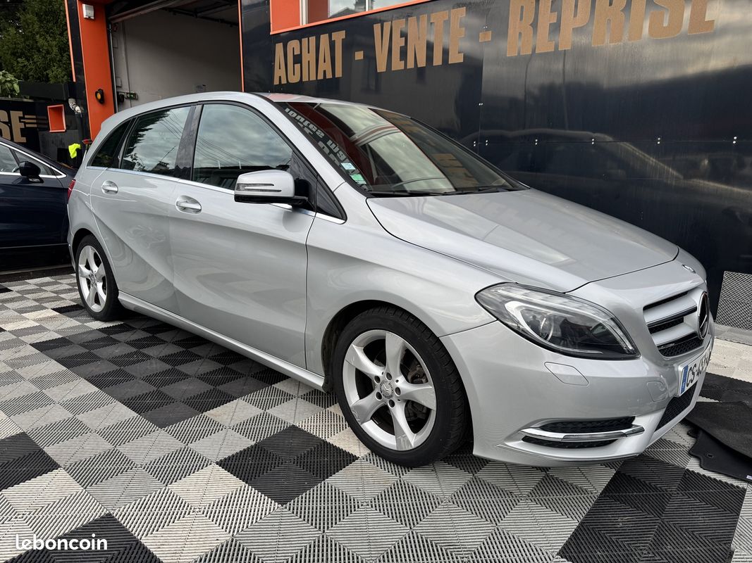 Mercedes CLASSE B 180 SPORT (image 1)