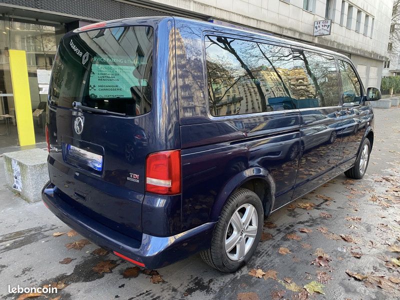 Volkswagen MULTIVAN 2.0 TDI 180CH BLUEMOTION TECHNOLOGY CONFORTLINE 4MOTION DSG7 (image 19)