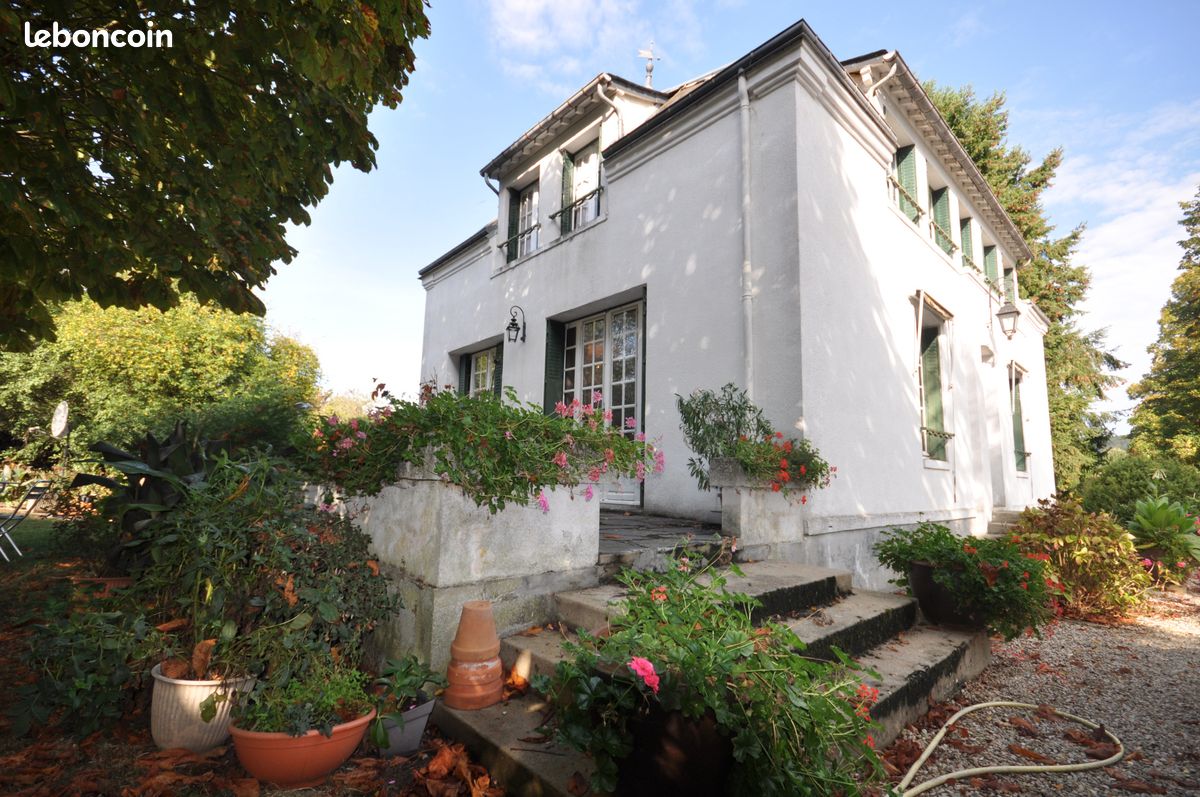 Maison 6 pièces 166 m² · à Montreuil · 166 m² · 349 000 €