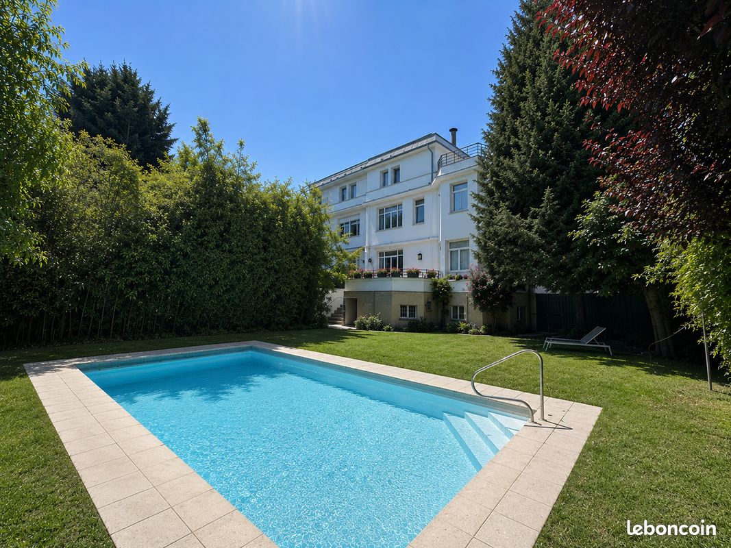 Maison 11 pièces 300 m² · à Strasbourg · 300 m² · 2 992 500 €