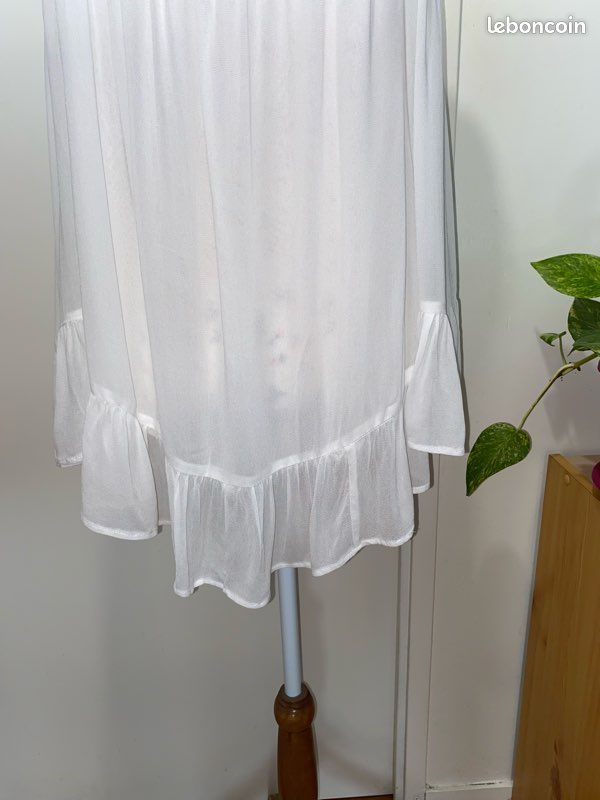 Top fluide a épaules dénudées femme (image 4)