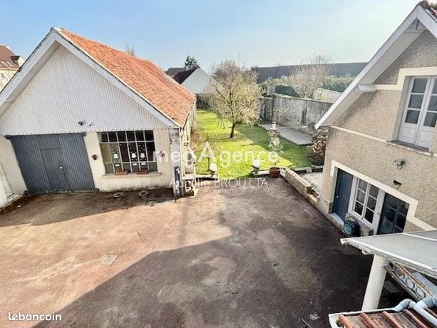 Propriété 5 pièces 170 m²