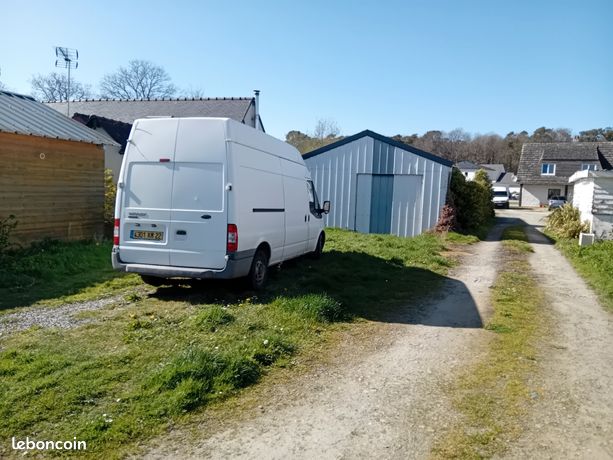 Local avec terrain