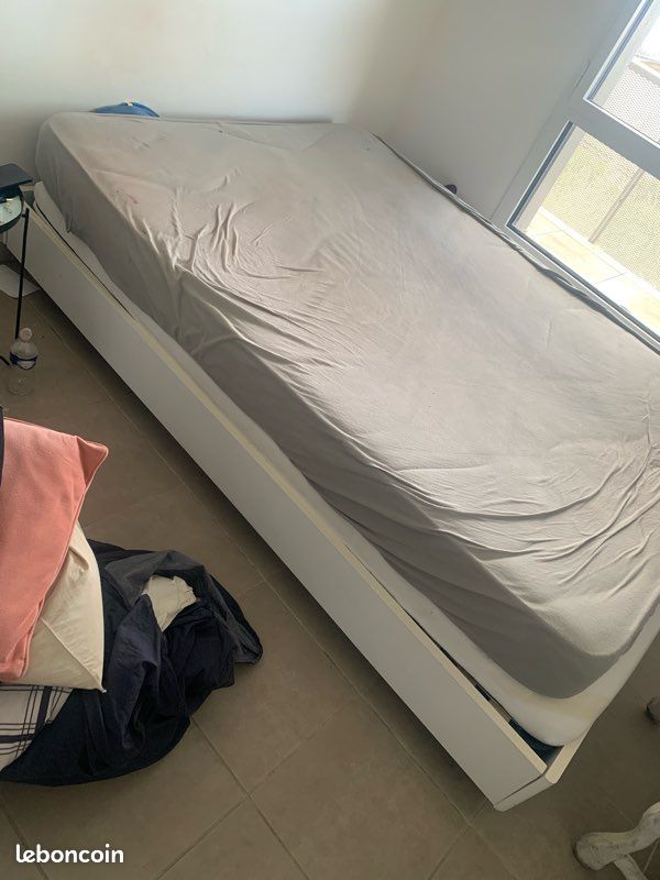 Ensemble lit - matelas - couette (image 1)