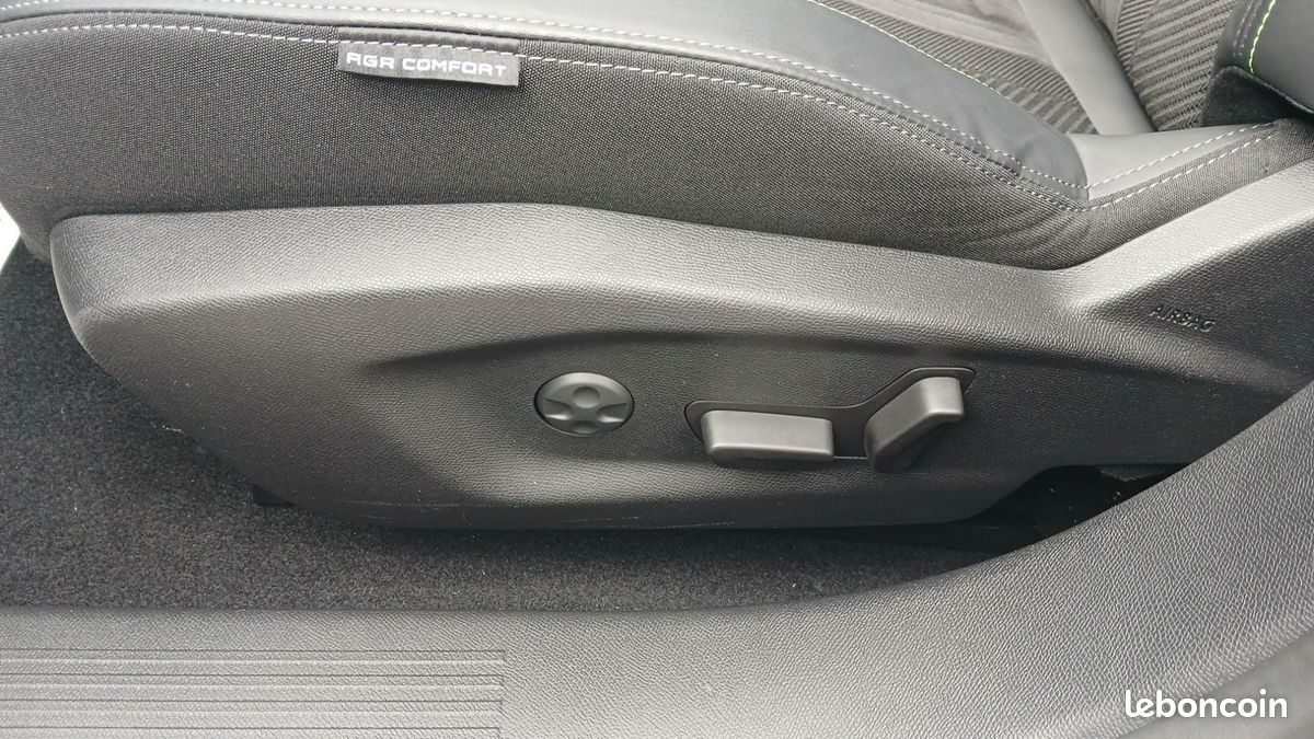 PEUGEOT 308 Electrique 54 kWh 156ch GT (image 20)