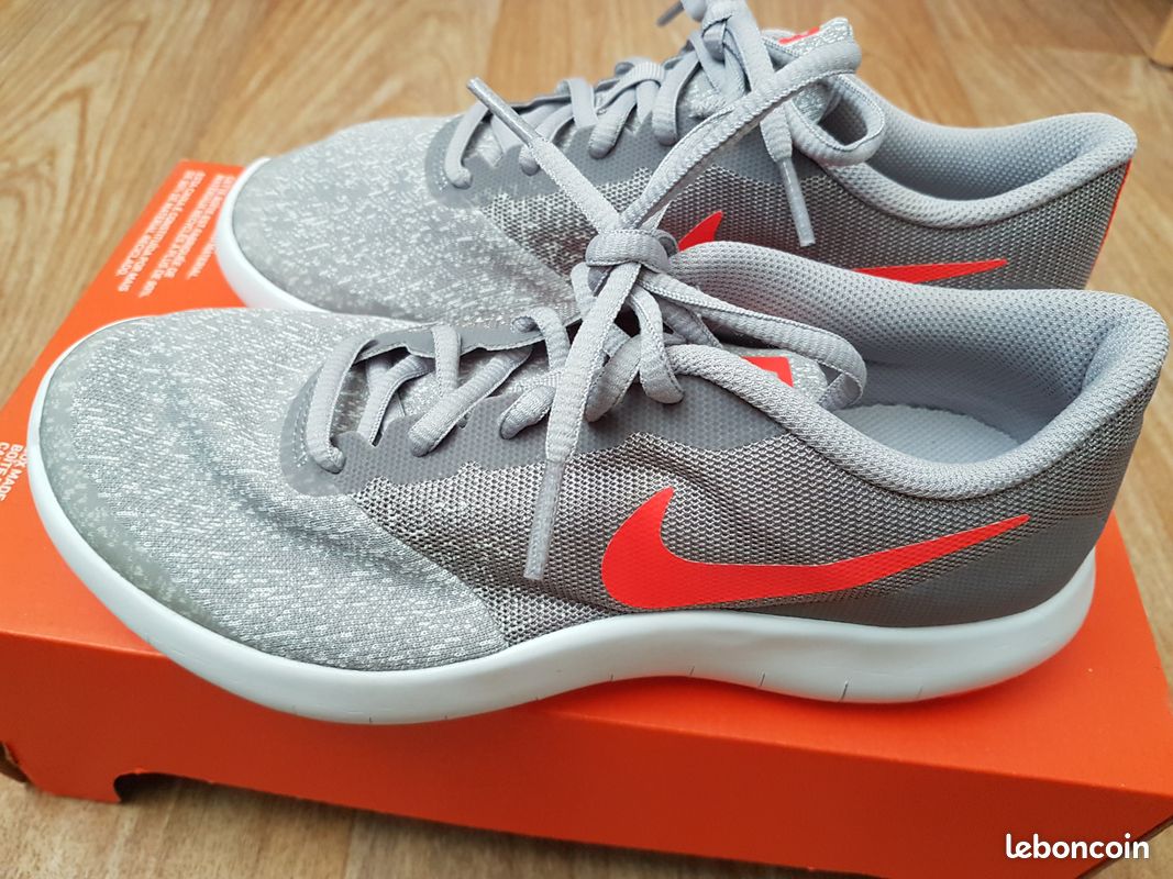 Basquettes Nike Flex contact (image 3)