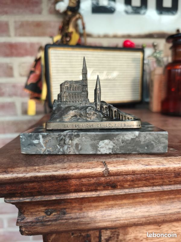 Catalogue de prix de nos monuments funéraires et pierres tombales