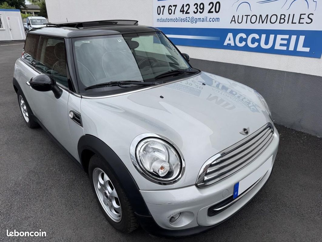Belle MINI Cooper m 1.6 122 cv faible km (image 1)