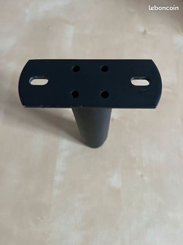 Pied réglable (image 1)