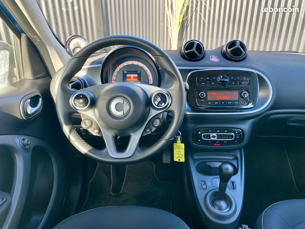 SMART FORFOUR 5 PORTES PASSION Boîte automatique (image 6)