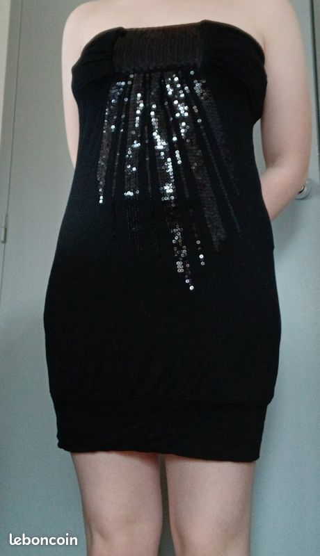 Robe (image 1)
