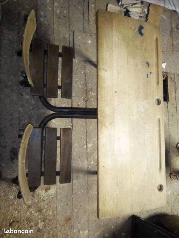 Table d'école ancienne (image 2)