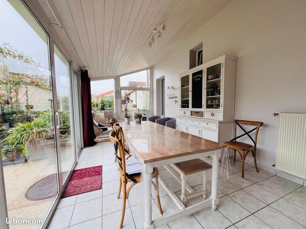 Maison 7 pièces 133 m²