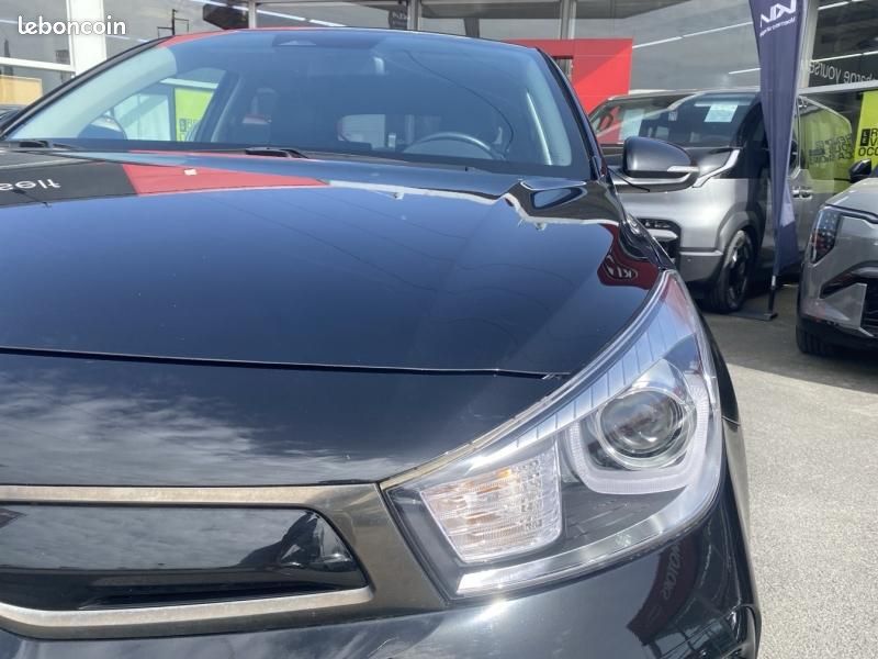 Kia Rio 1.0 T-GDI 100ch GT-Line (image 9)