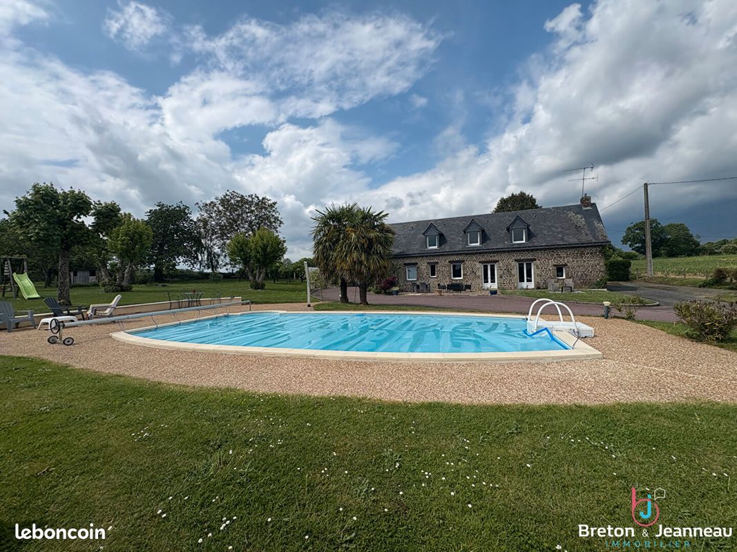Maison 7 pièces 181 m² · à Ernée · 181 m² · 366 850 €