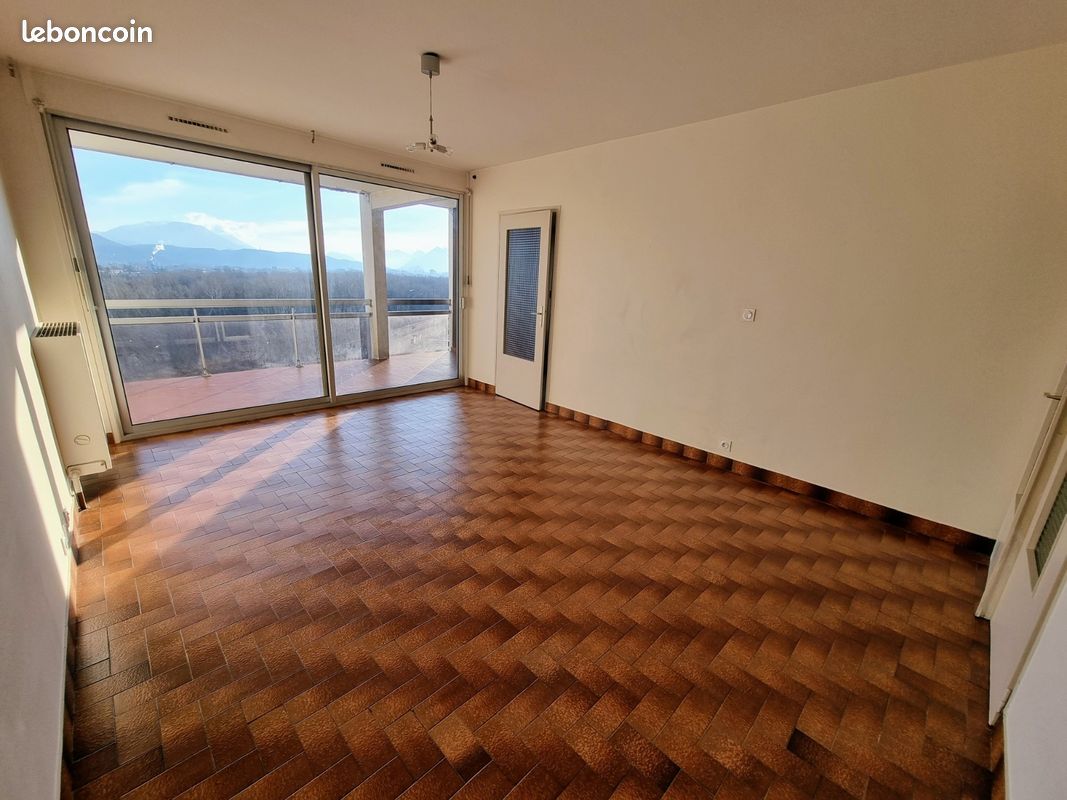 Appartement 3 pièces 77 m² · à La Tronche · 77 m² · 1 008 €/mois