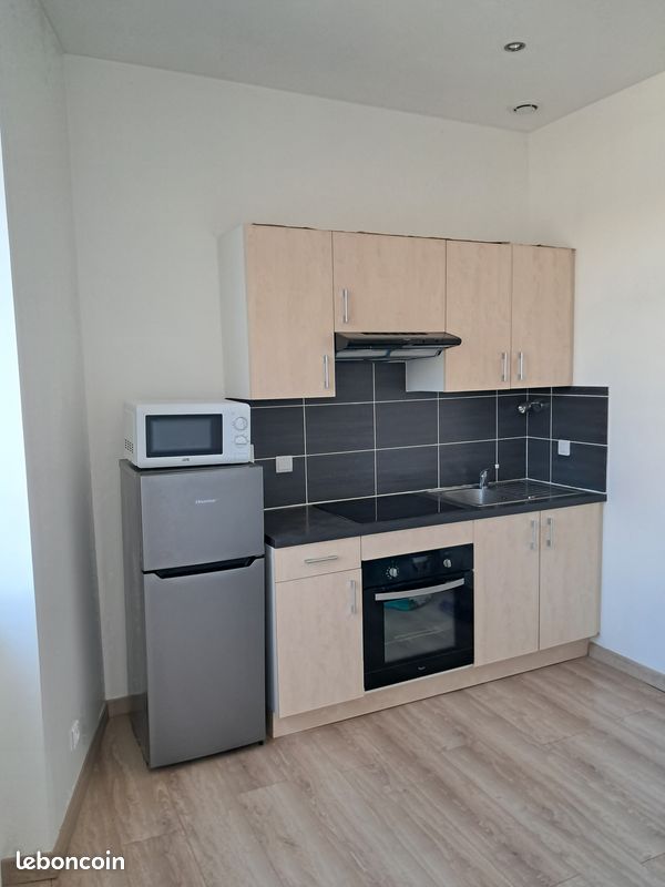 Appartement 2 pièces 34 m² · à Saint-Étienne · 34 m² · 370 €