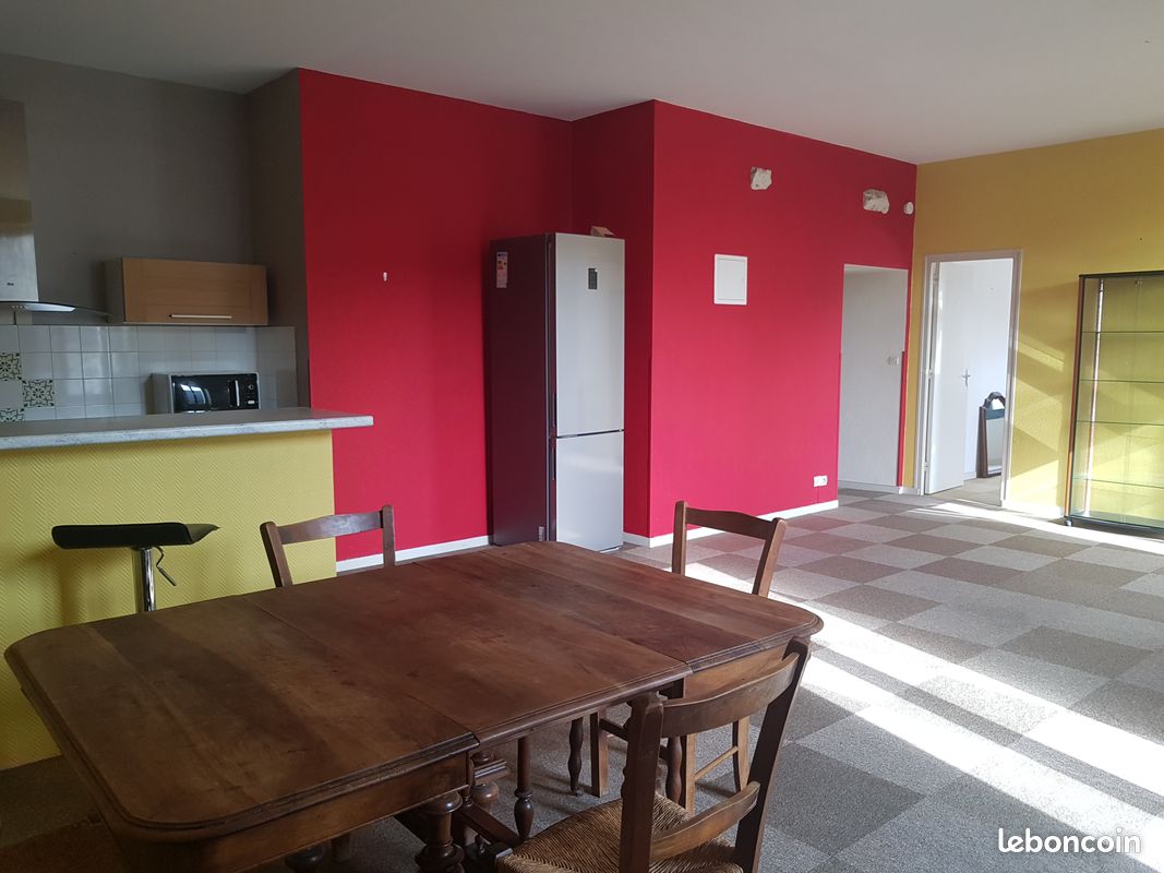 Appartement 3 pièces 100 m² · à Sainte-Foy-la-Grande · 100 m² · 605 €/mois