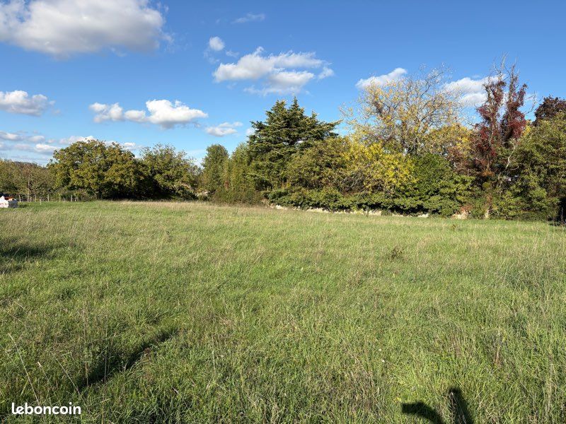 Terrain 1000 m² · à Cherveux · 50 000 €