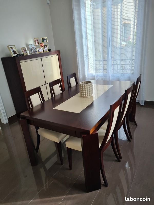 Table de salle à manger en bois (image 2)